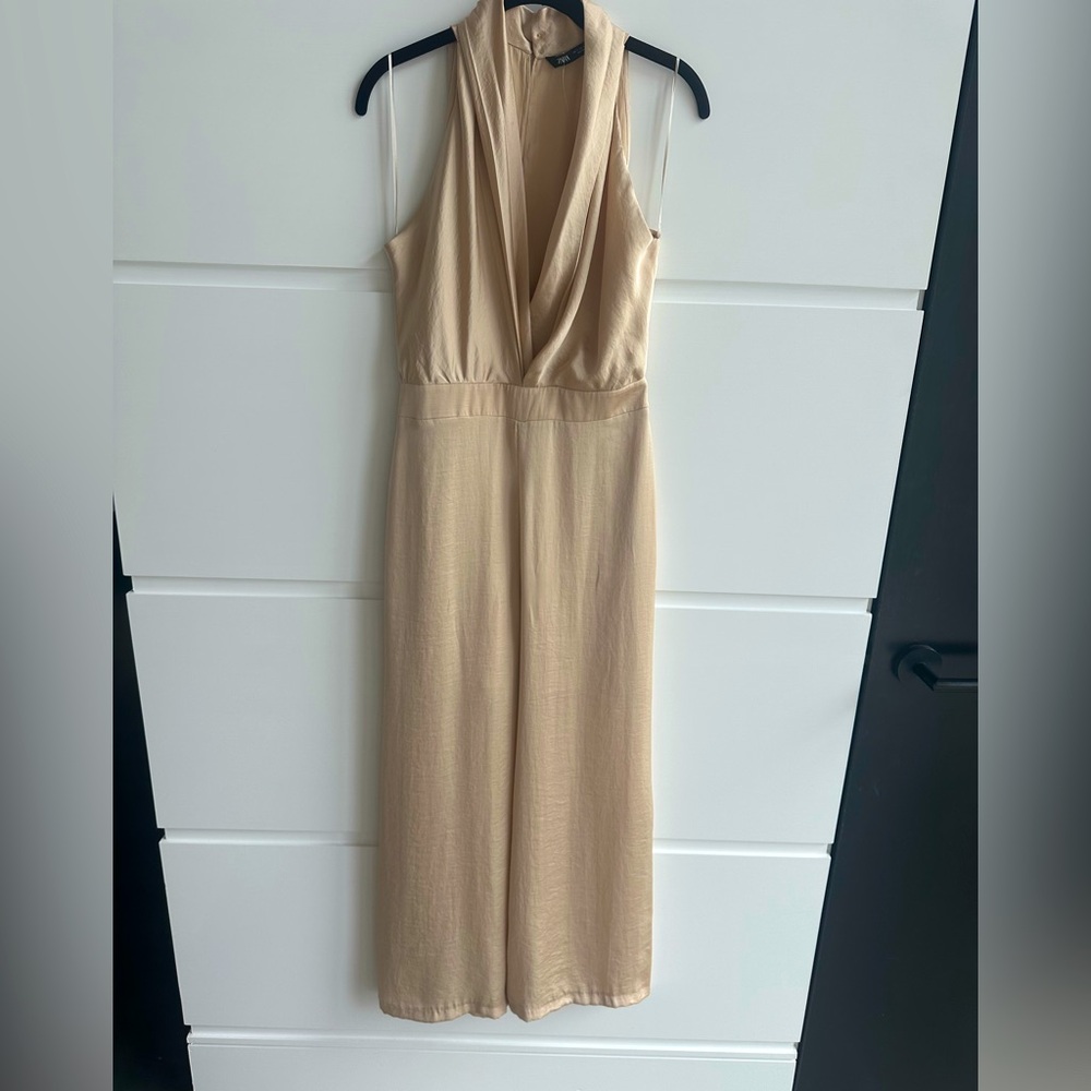 Elegant light beige Sleeveless Jumpsuit by Zara